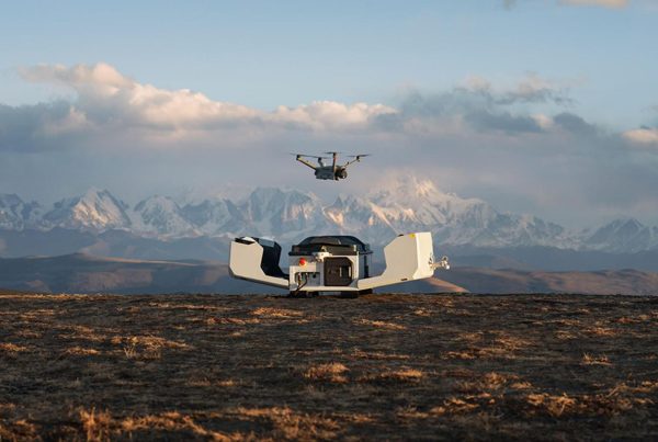 IoT e Drones: Como Integrar Dados Aéreos ao SCADA para Inteligência de Negócio