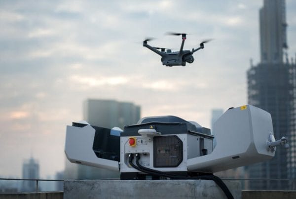 Drones in a Box: Tendências Globais do DJI Dock 3 e o Futuro da Automação no Brasil